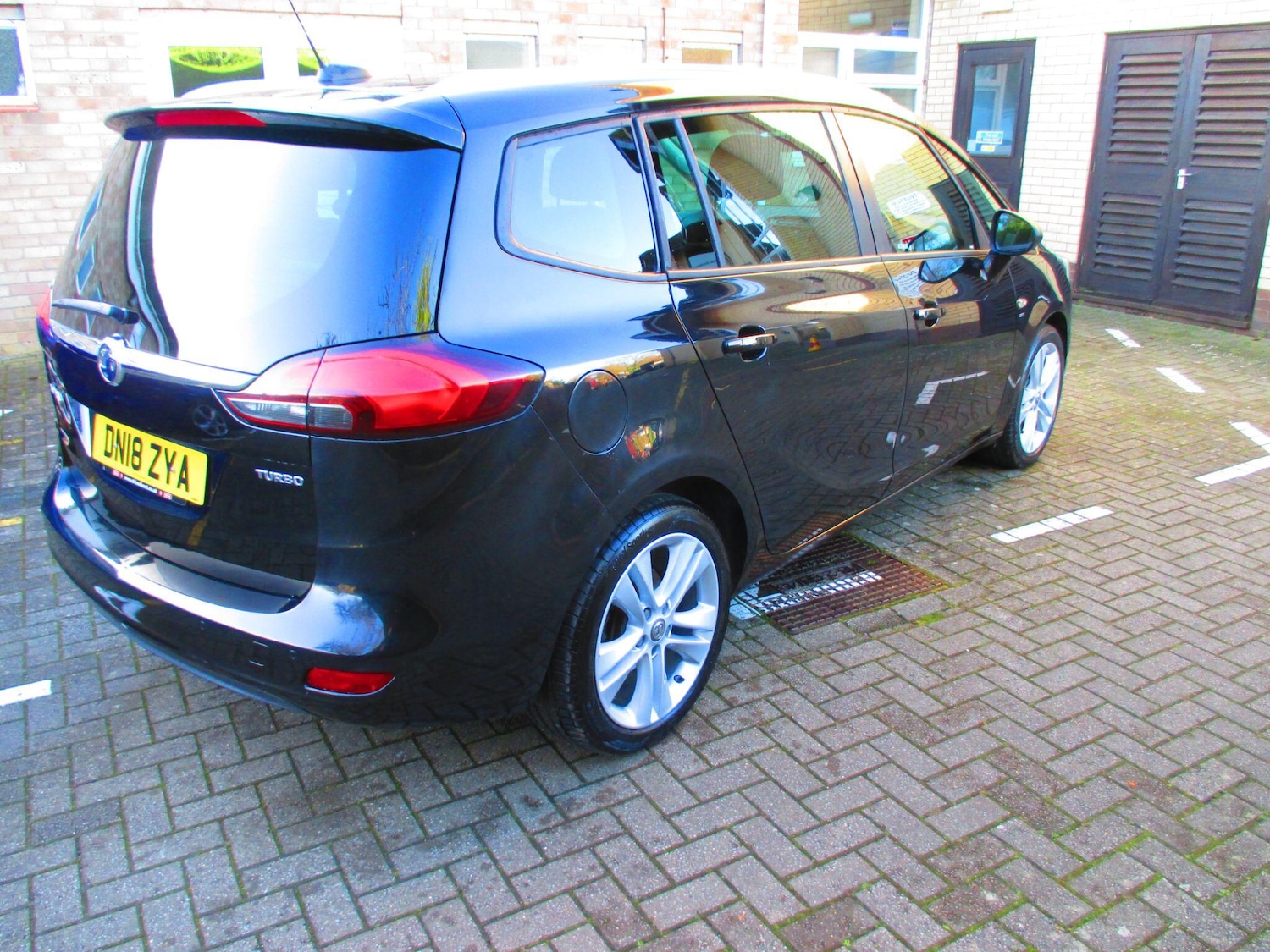 Used Vauxhall Zafira 2018 for sale - 77015922: Photo 5