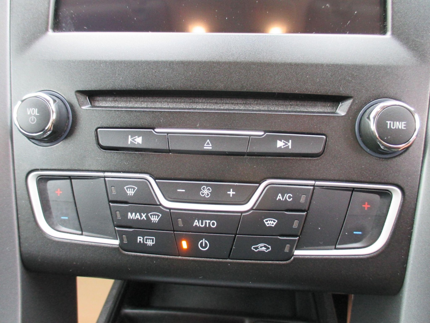 Used Ford Mondeo 2017 for sale - 78046981: Photo 21