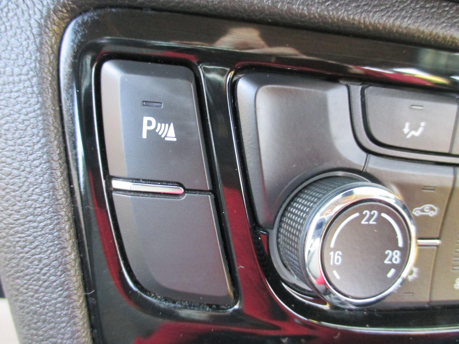 Used Vauxhall Mokka X for sale - 77957998: Photo 36