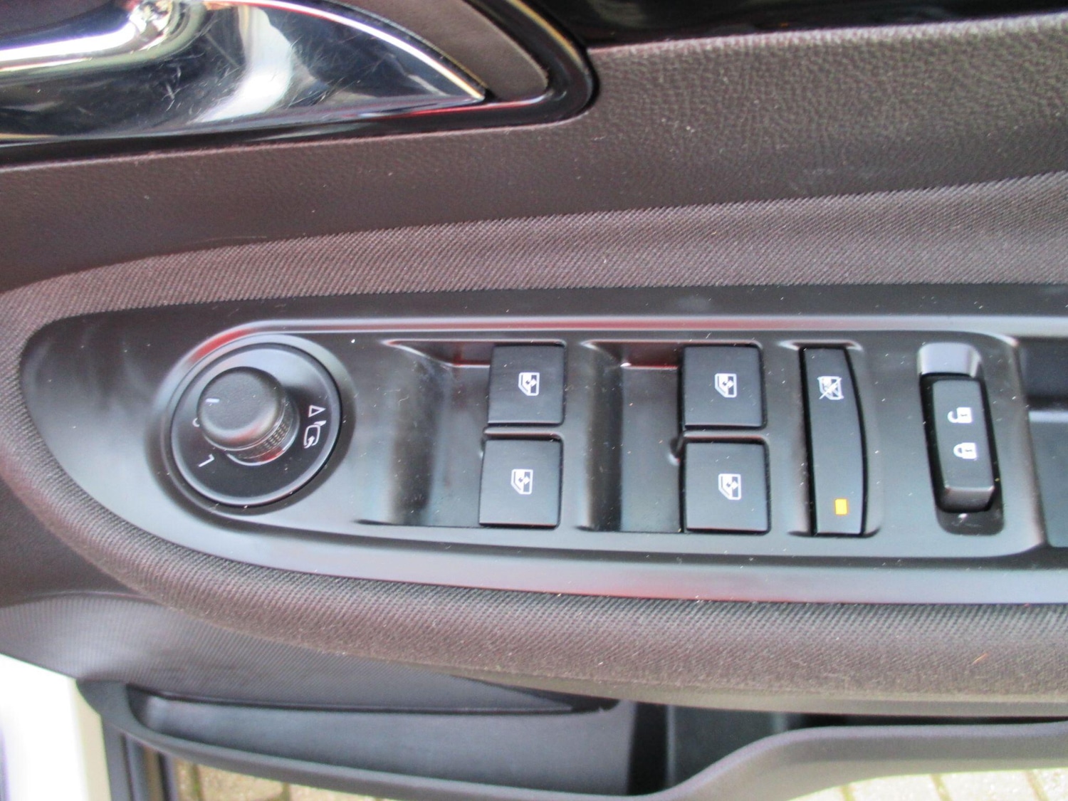 Used Vauxhall Mokka X for sale - 77957998: Photo 41