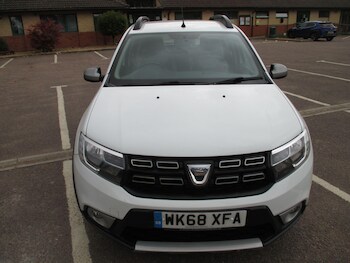 Used Dacia Sandero Stepway 2018 for sale - 79463990: Photo