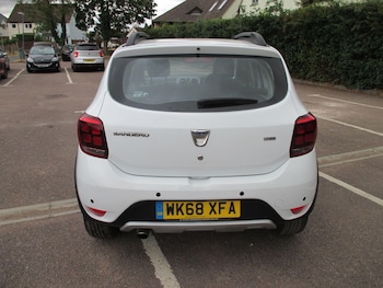 Used Dacia Sandero Stepway 2018 for sale - 79463990: Photo