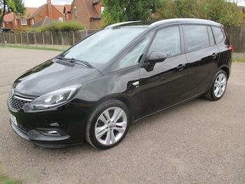 Used Vauxhall Zafira Tourer 2018 for sale - 76294834: Photo 2