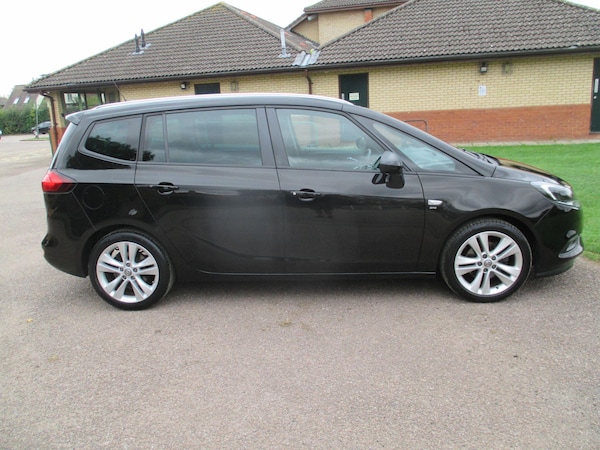 Used Vauxhall Zafira Tourer 2018 for sale - 76294834: Photo 5