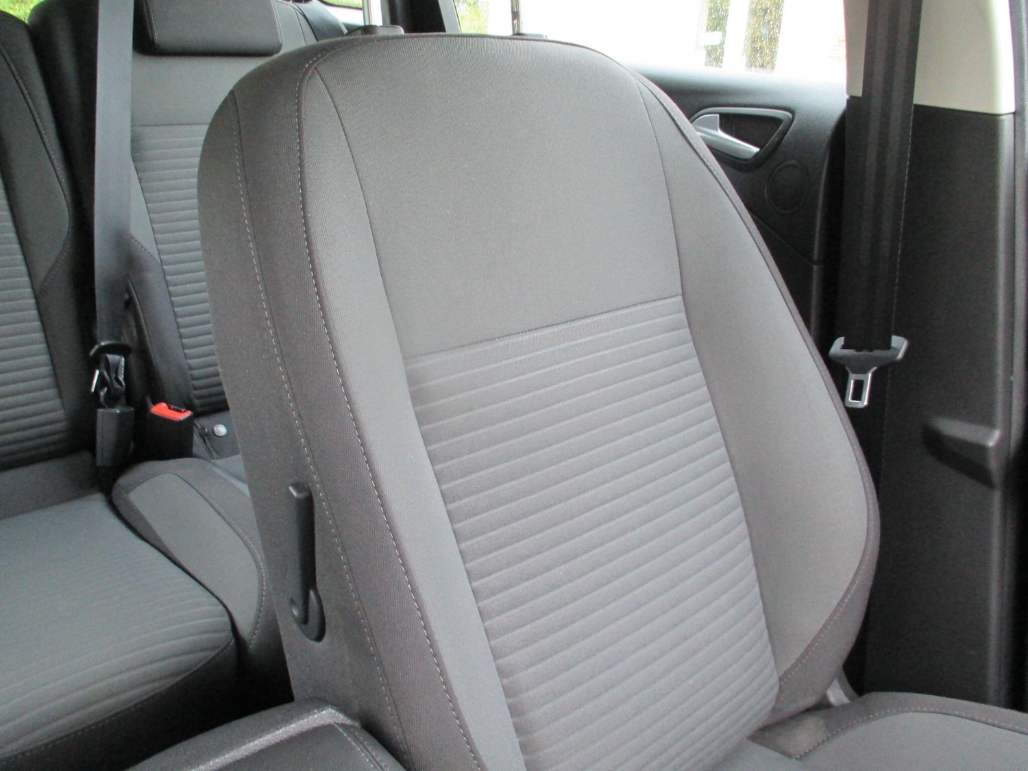 Used Ford C-Max 2018 for sale - 76995238: Photo 33