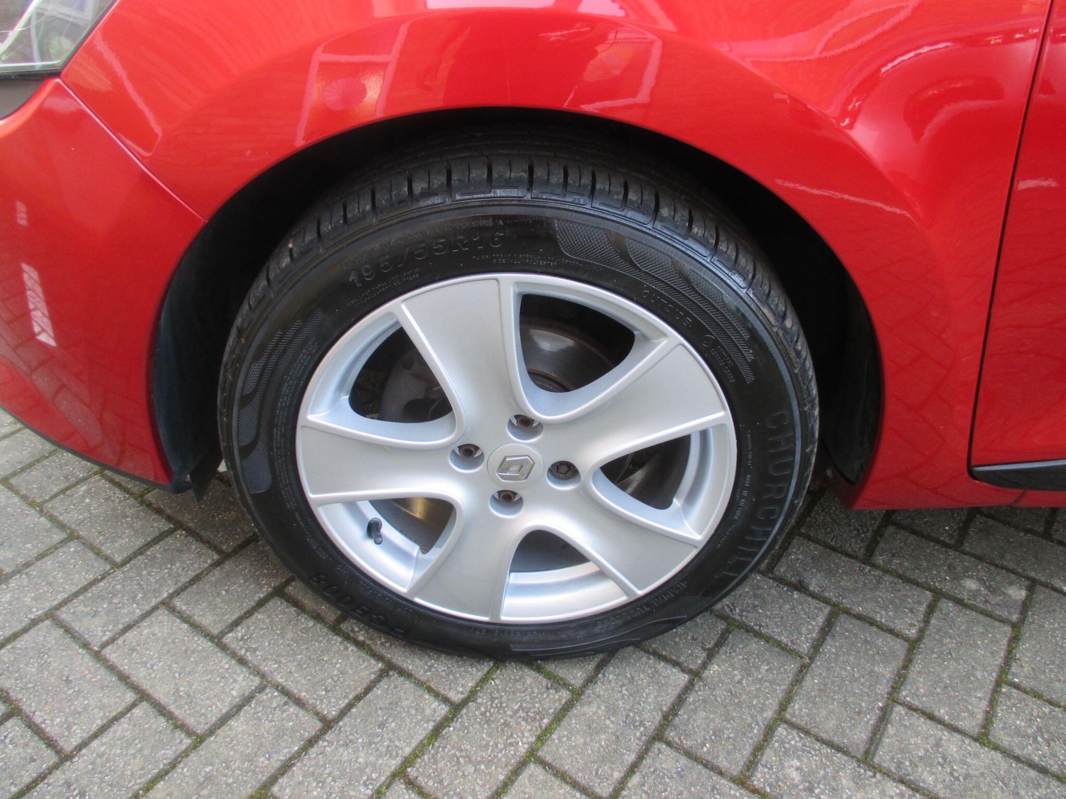 Used Renault Clio for sale - 77957740: Photo 12