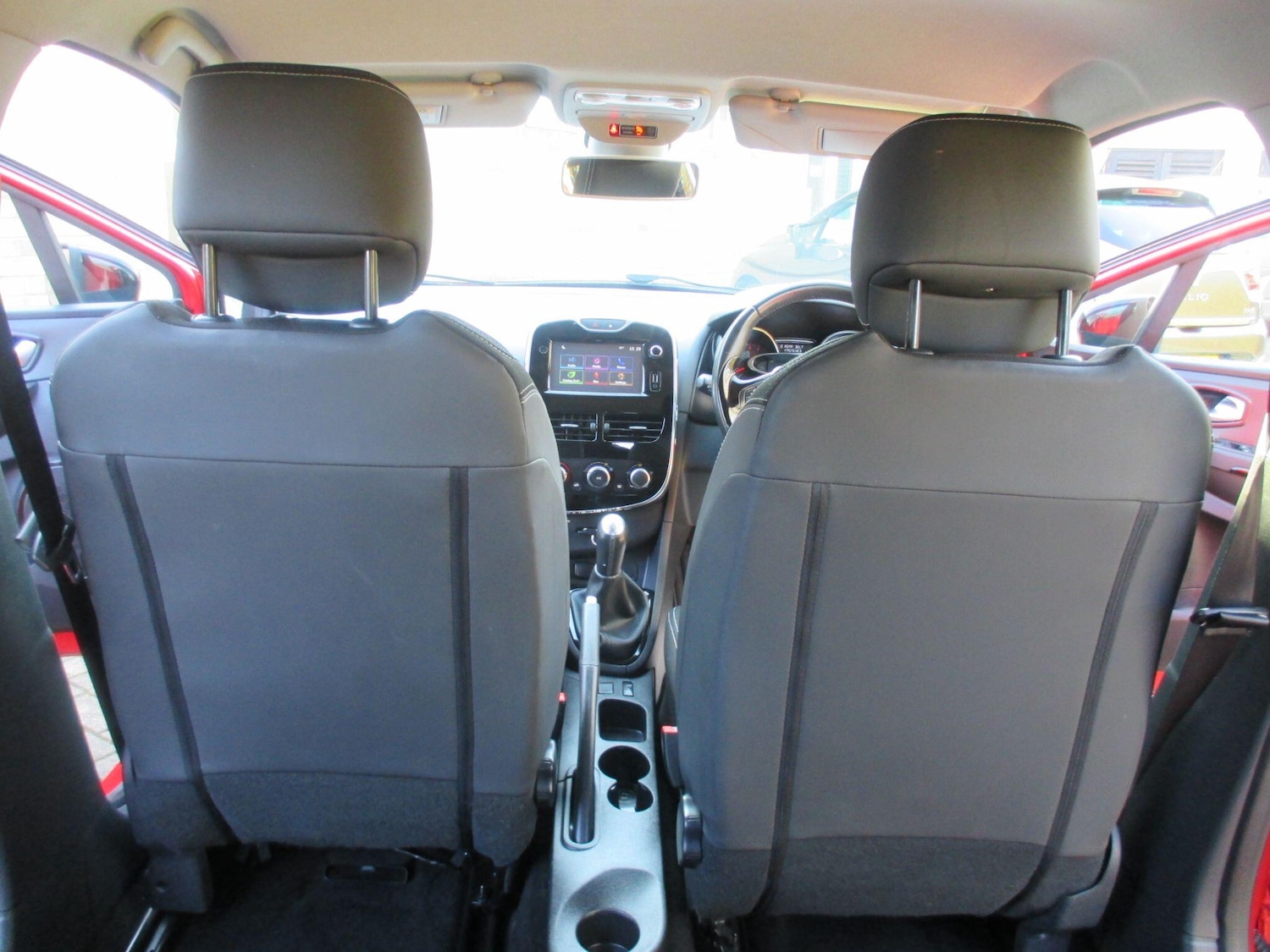 Used Renault Clio for sale - 77957740: Photo 30