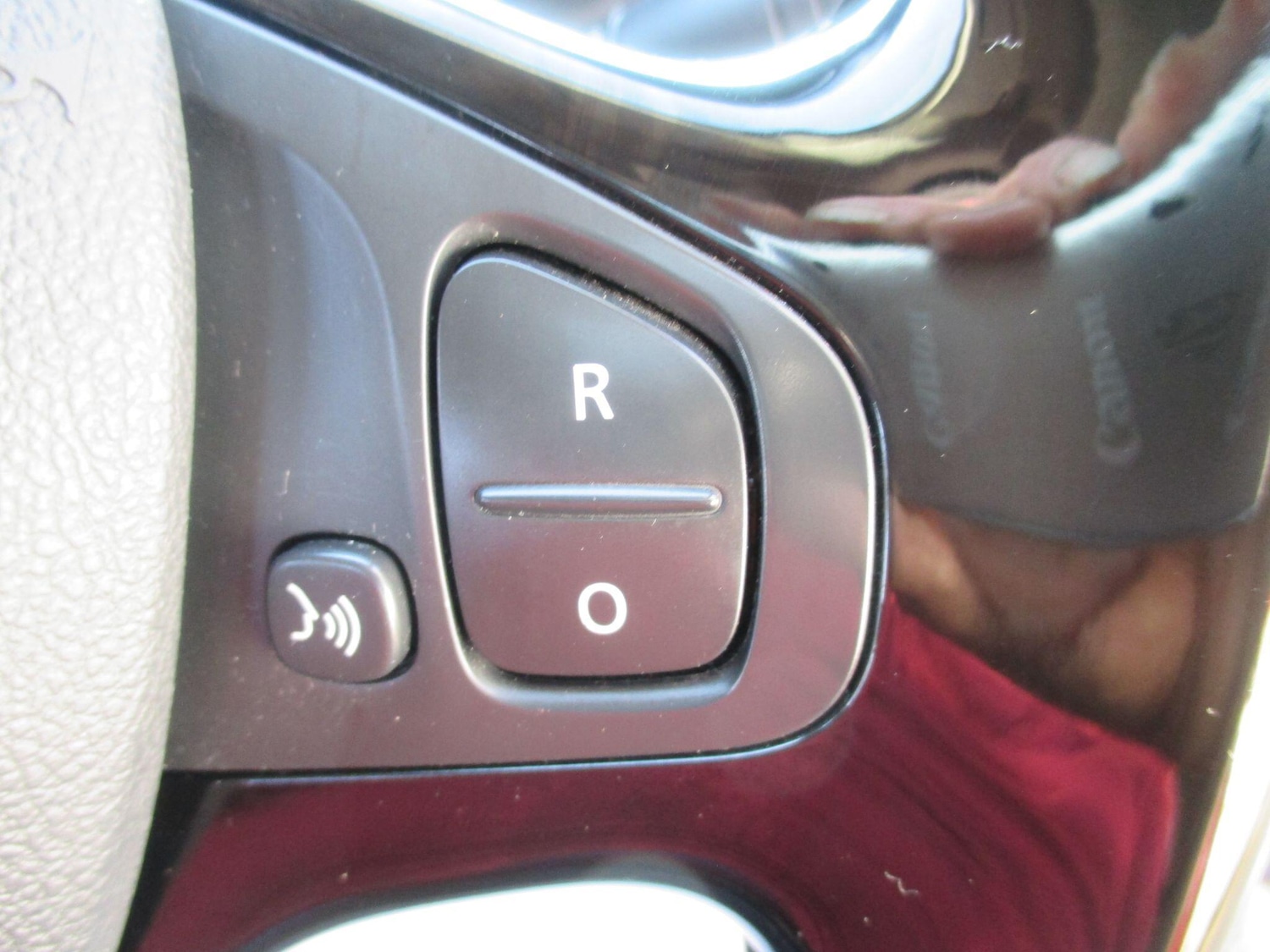 Used Renault Clio for sale - 77957740: Photo 32