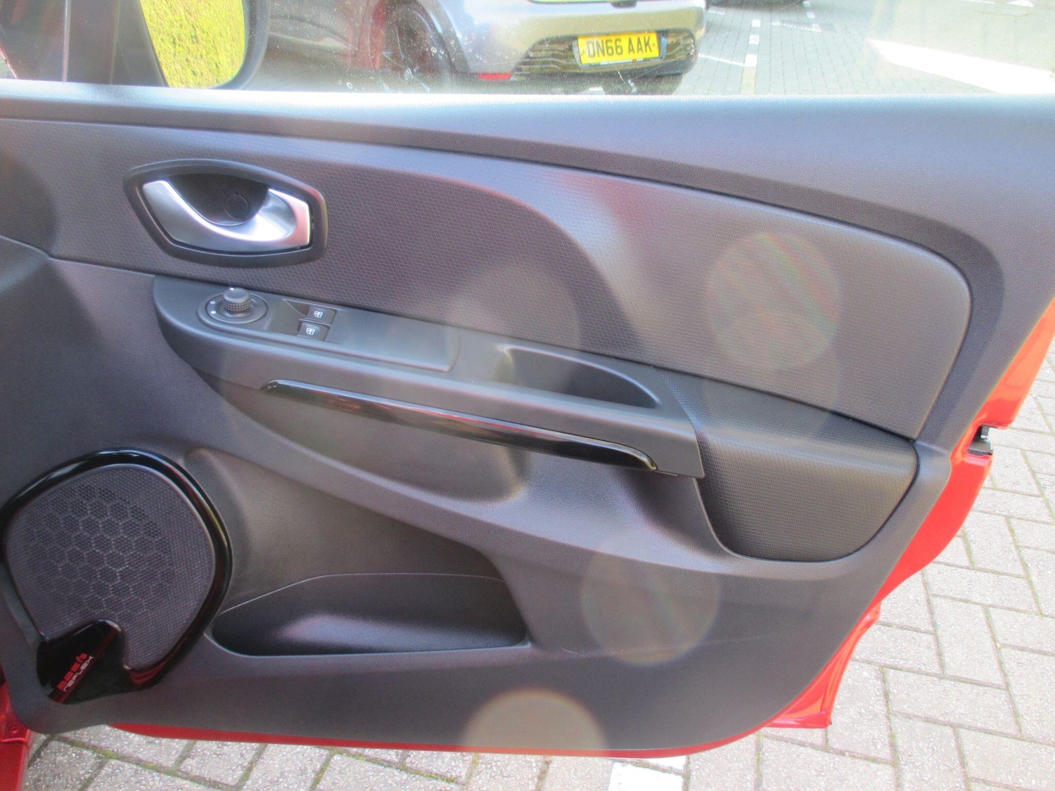 Used Renault Clio for sale - 77957740: Photo 42