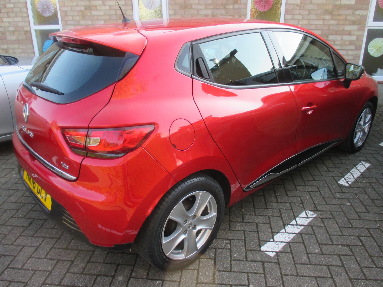 Used Renault Clio for sale - 77957740: Photo 5