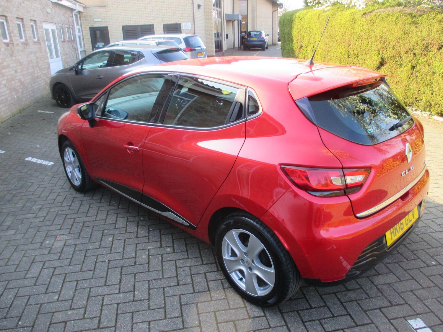 Used Renault Clio for sale - 77957740: Photo 8