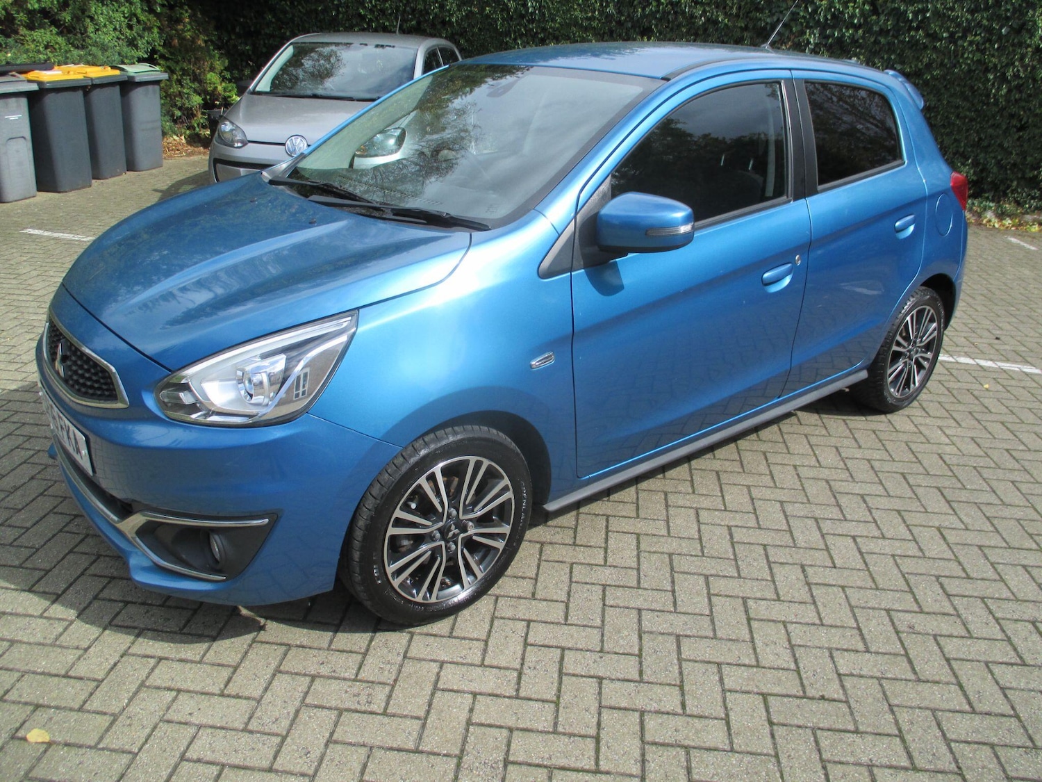 Used Mitsubishi Mirage 2016 for sale - 77073897: Photo 2