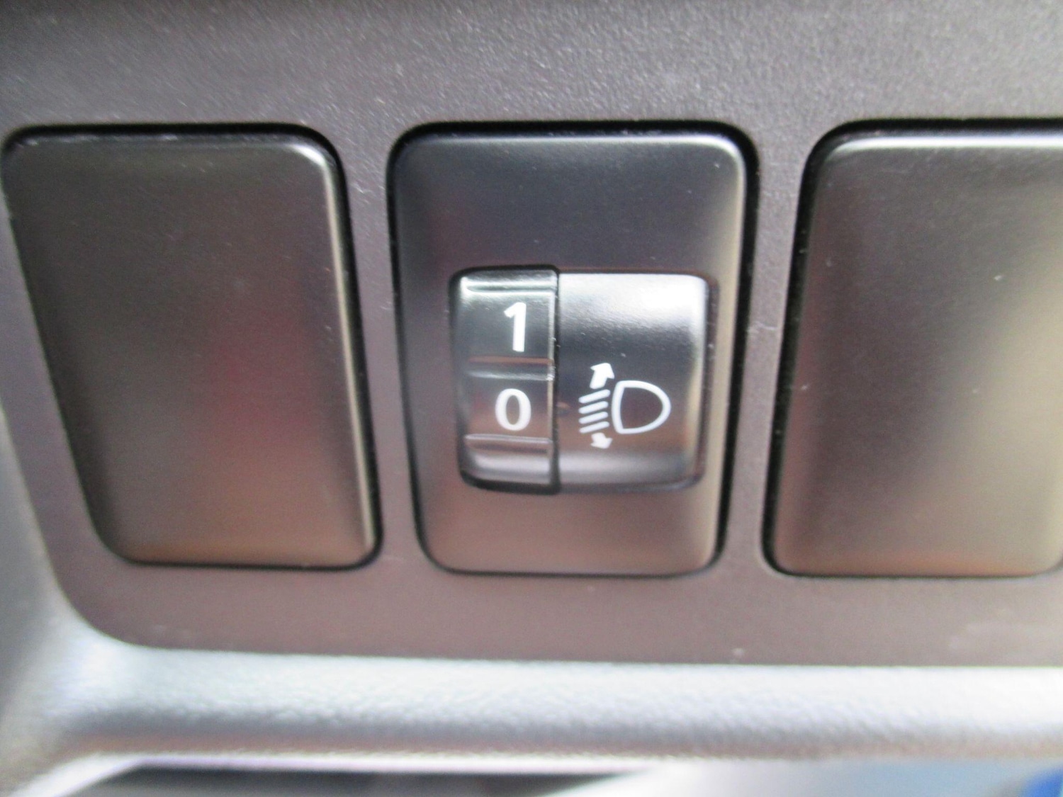 Used Mitsubishi Mirage 2016 for sale - 77073897: Photo 37