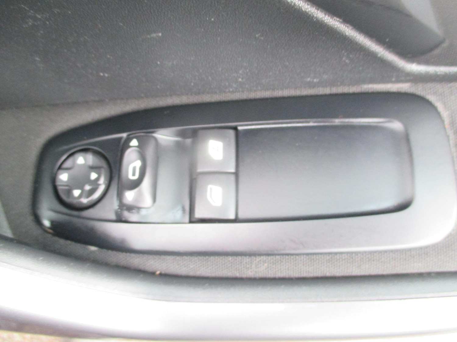 Used Peugeot 2008 2018 for sale - 76994779: Photo 41