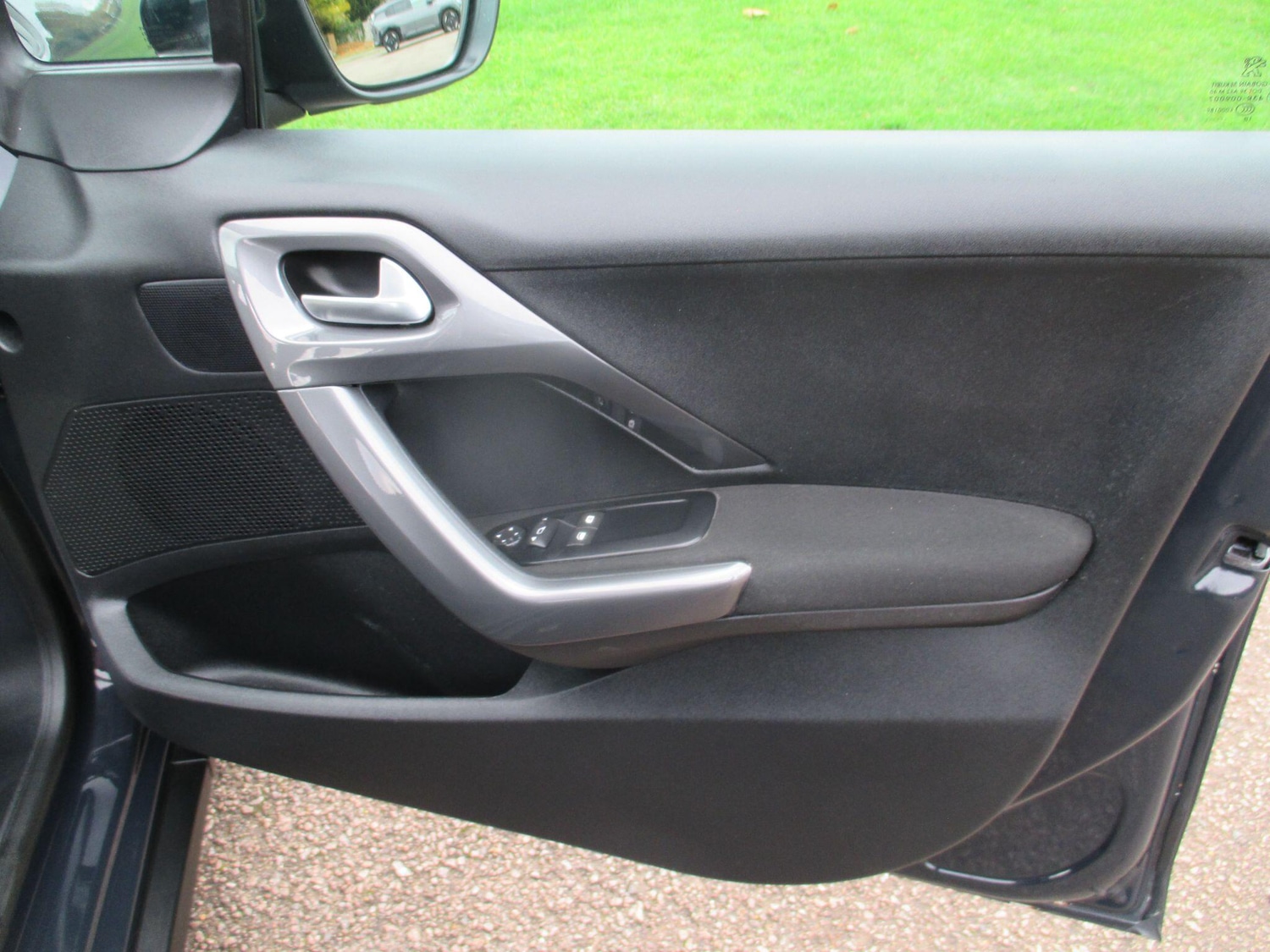 Used Peugeot 2008 2018 for sale - 76994779: Photo 42