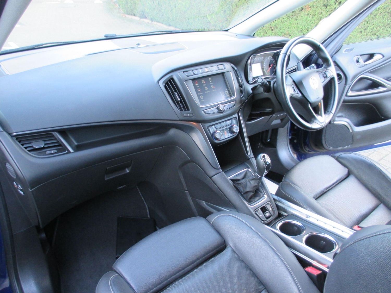 Used Vauxhall Zafira 2017 for sale - 77098124: Photo 16