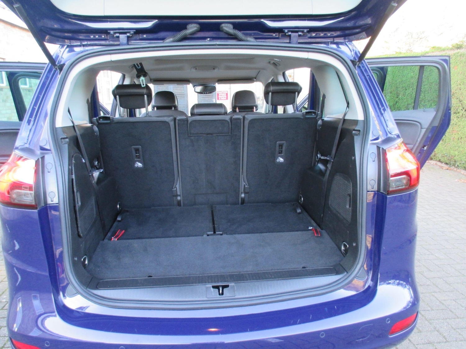 Used Vauxhall Zafira 2017 for sale - 77098124: Photo 38