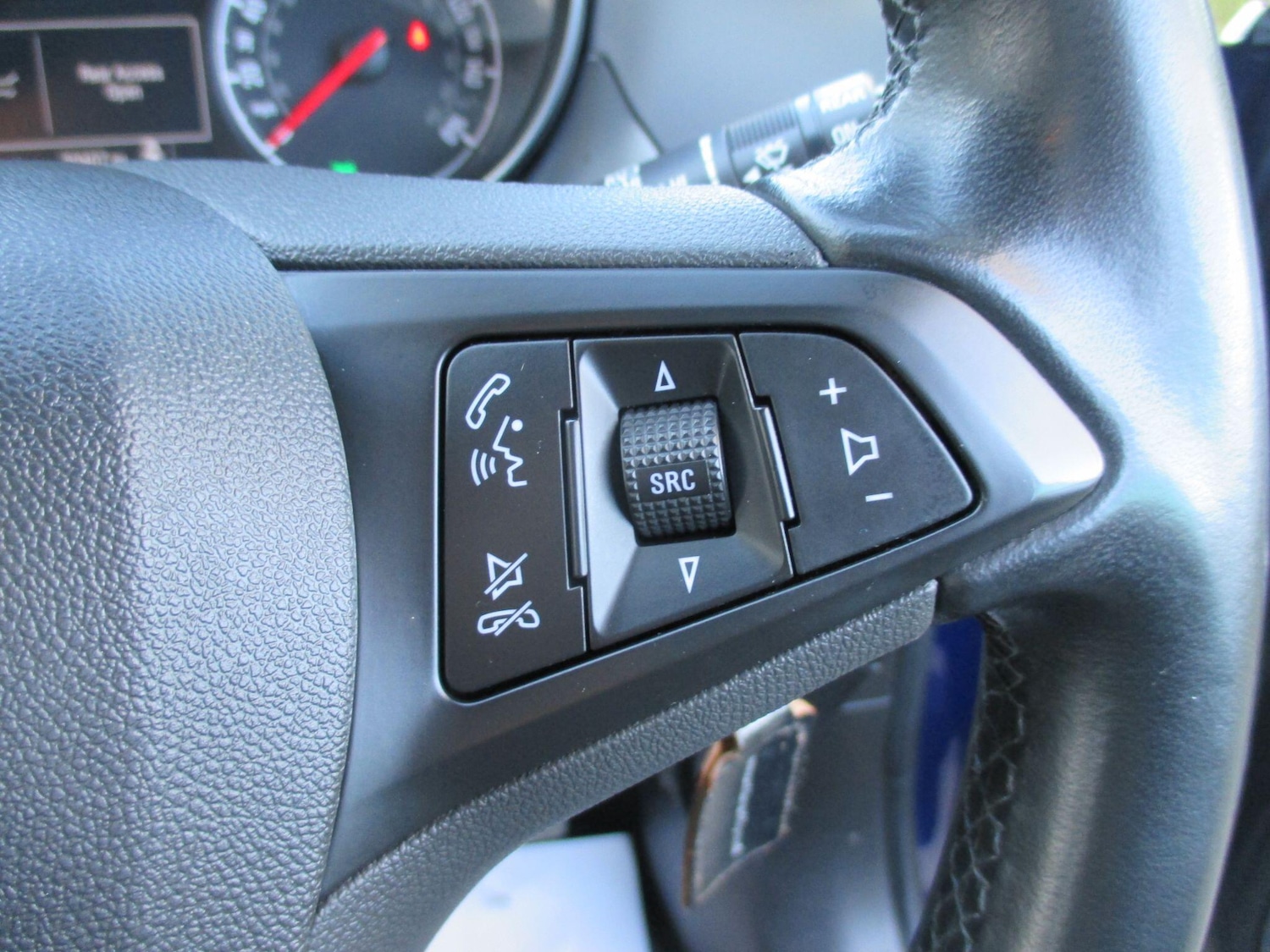 Used Vauxhall Zafira 2017 for sale - 77098124: Photo 41