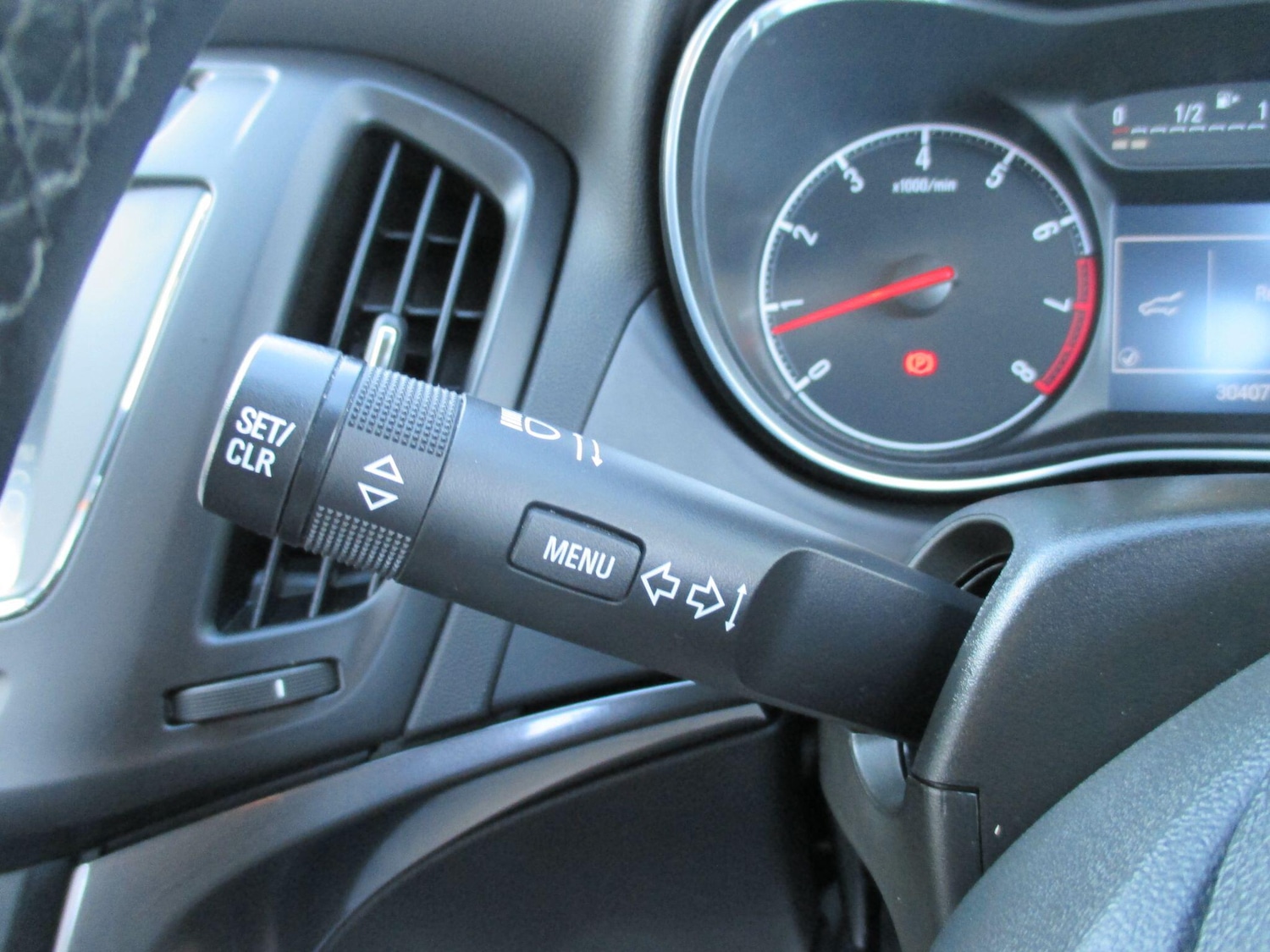 Used Vauxhall Zafira 2017 for sale - 77098124: Photo 42