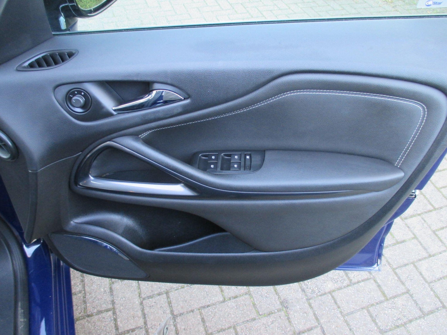 Used Vauxhall Zafira 2017 for sale - 77098124: Photo 50