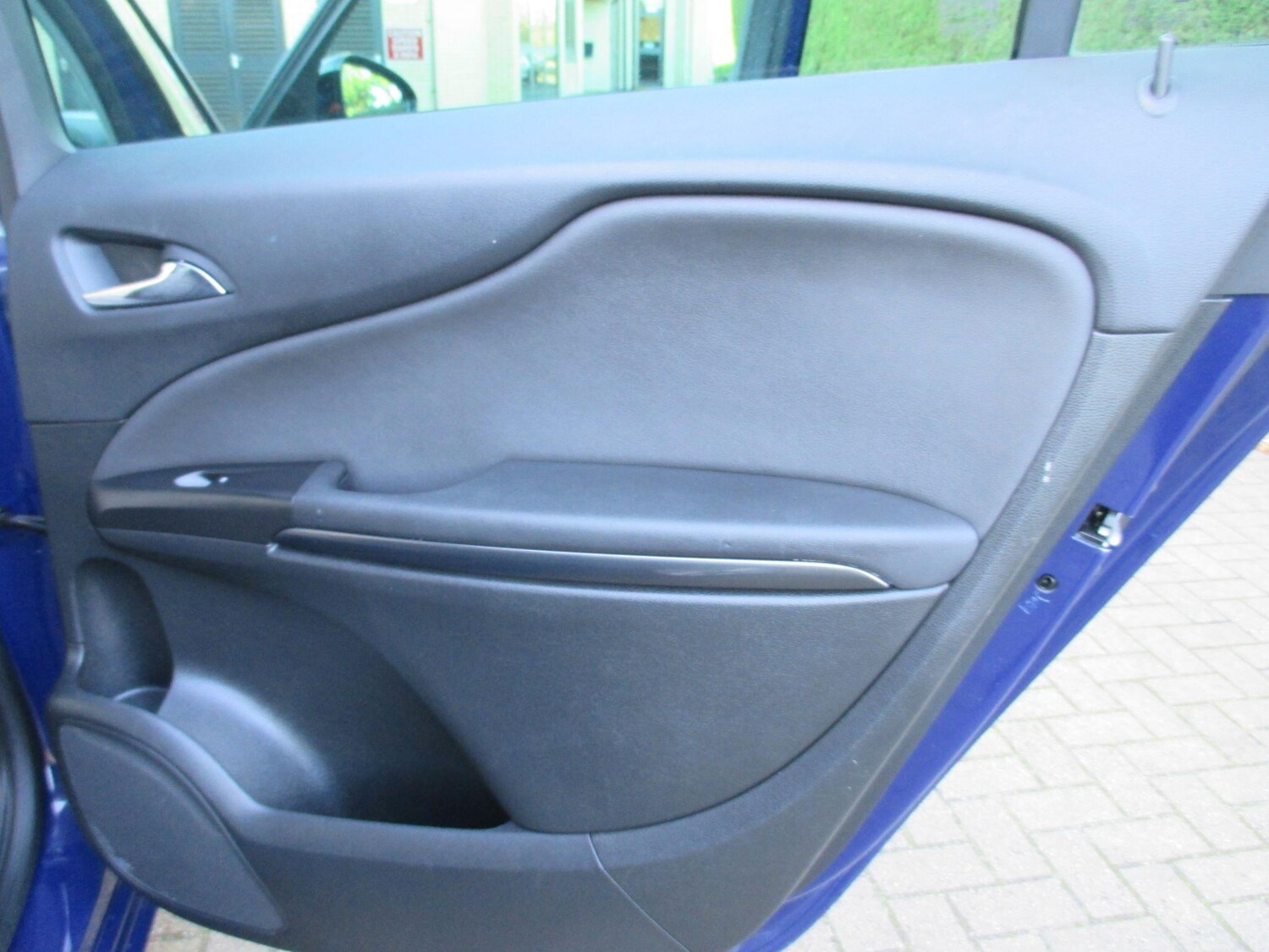 Used Vauxhall Zafira 2017 for sale - 77098124: Photo 51