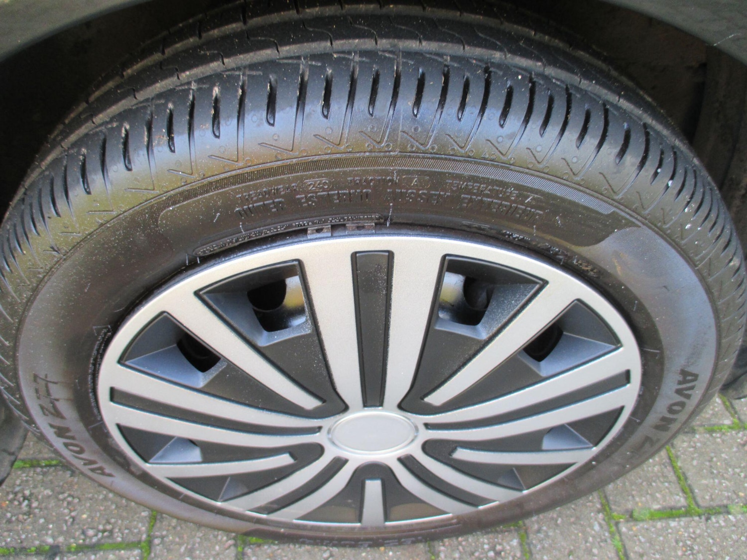 Used Hyundai i10 2009 for sale - 76572443: Photo 12