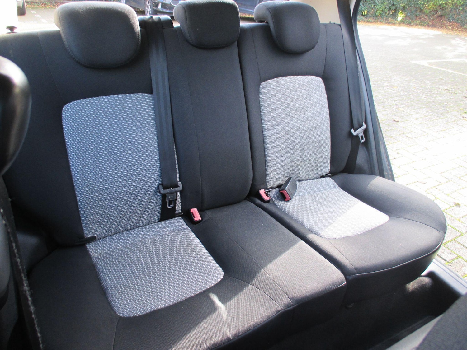 Used Hyundai i10 2009 for sale - 76572443: Photo 25