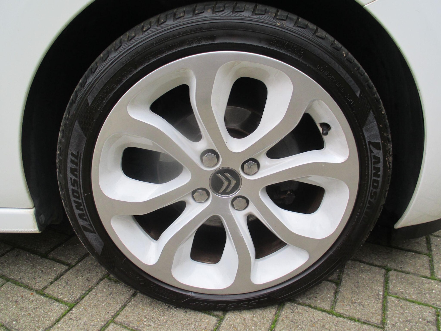 Used Citroen C3 2014 for sale - 76484289: Photo 12