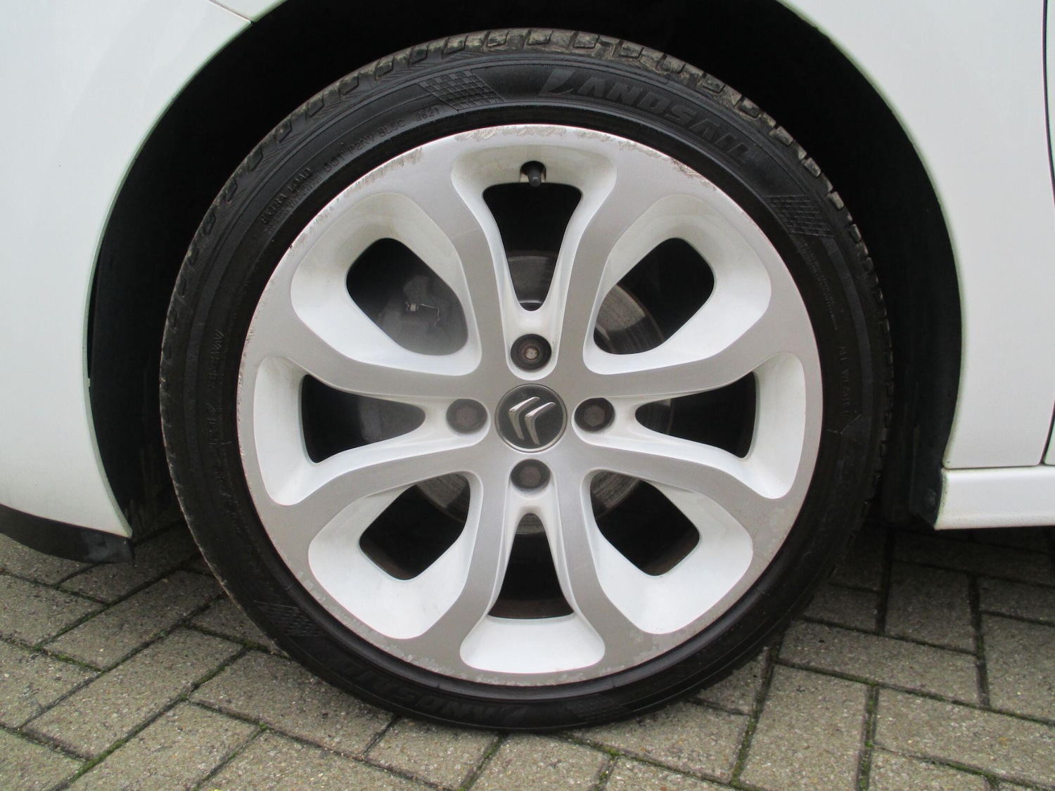 Used Citroen C3 2014 for sale - 76484289: Photo 15