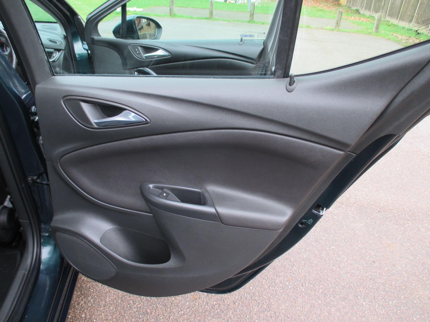 Used Vauxhall Astra 2016 for sale - 77882385: Photo 21