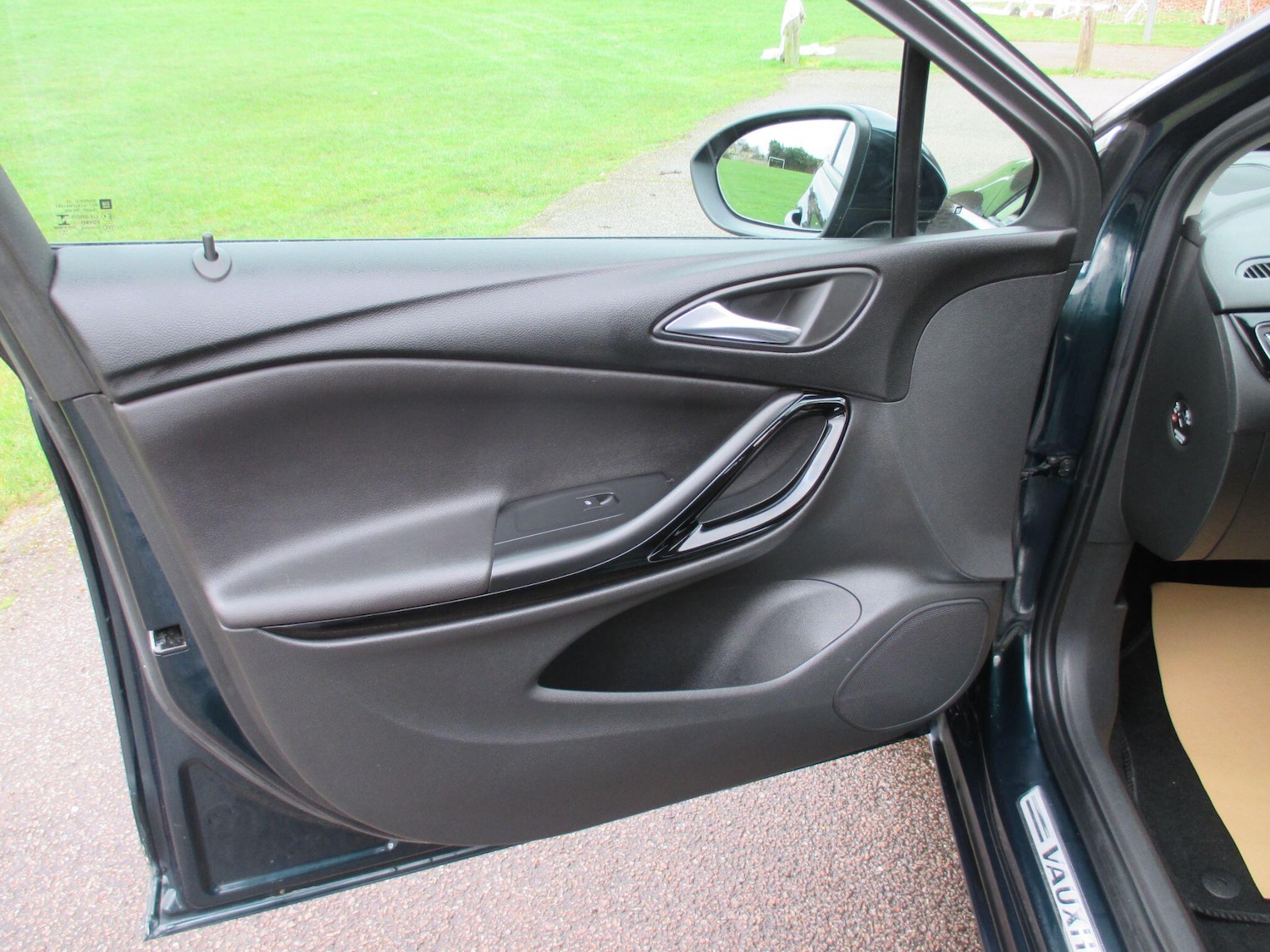 Used Vauxhall Astra 2016 for sale - 77882385: Photo 23