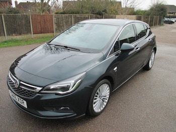 Used Vauxhall Astra 2016 for sale - 77882385: Photo