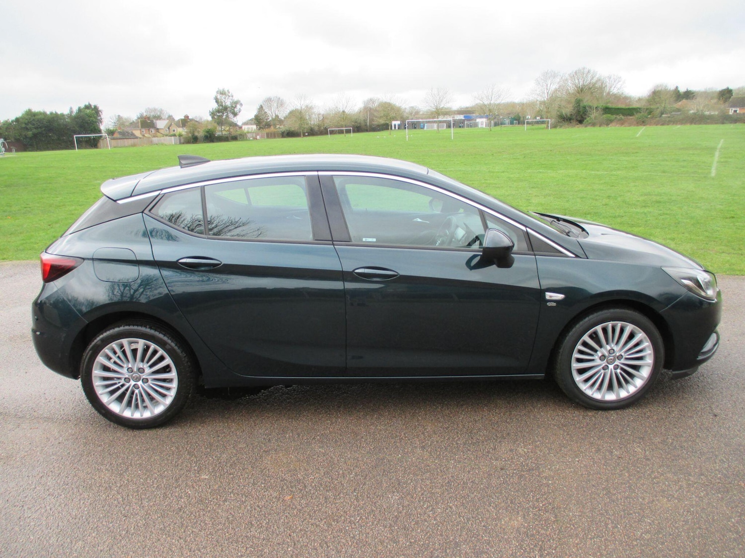 Used Vauxhall Astra 2016 for sale - 77882385: Photo 4