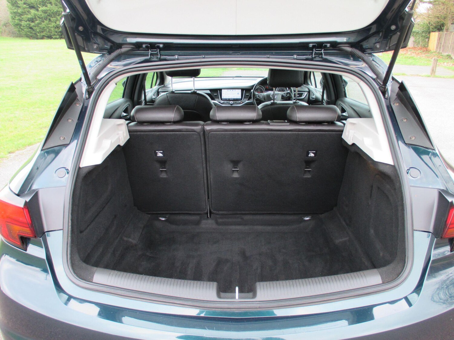 Used Vauxhall Astra 2016 for sale - 77882385: Photo 44