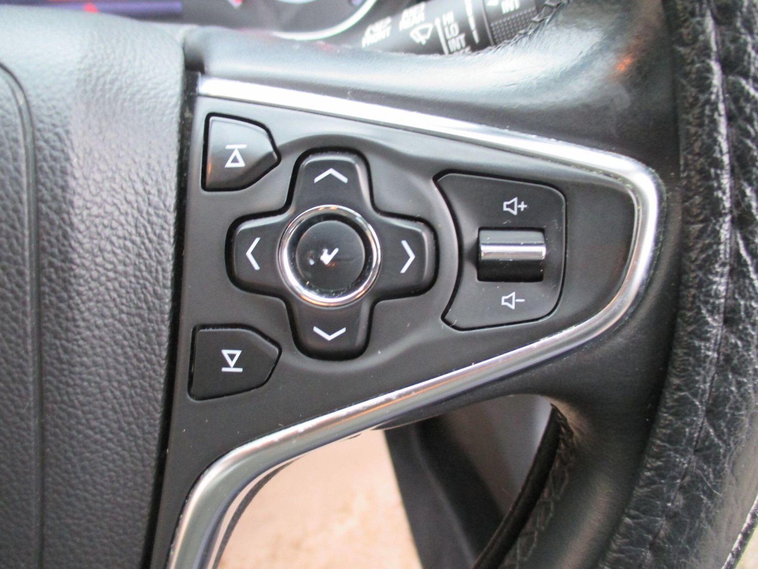 Used Vauxhall Insignia 2015 for sale - 77331316: Photo 33