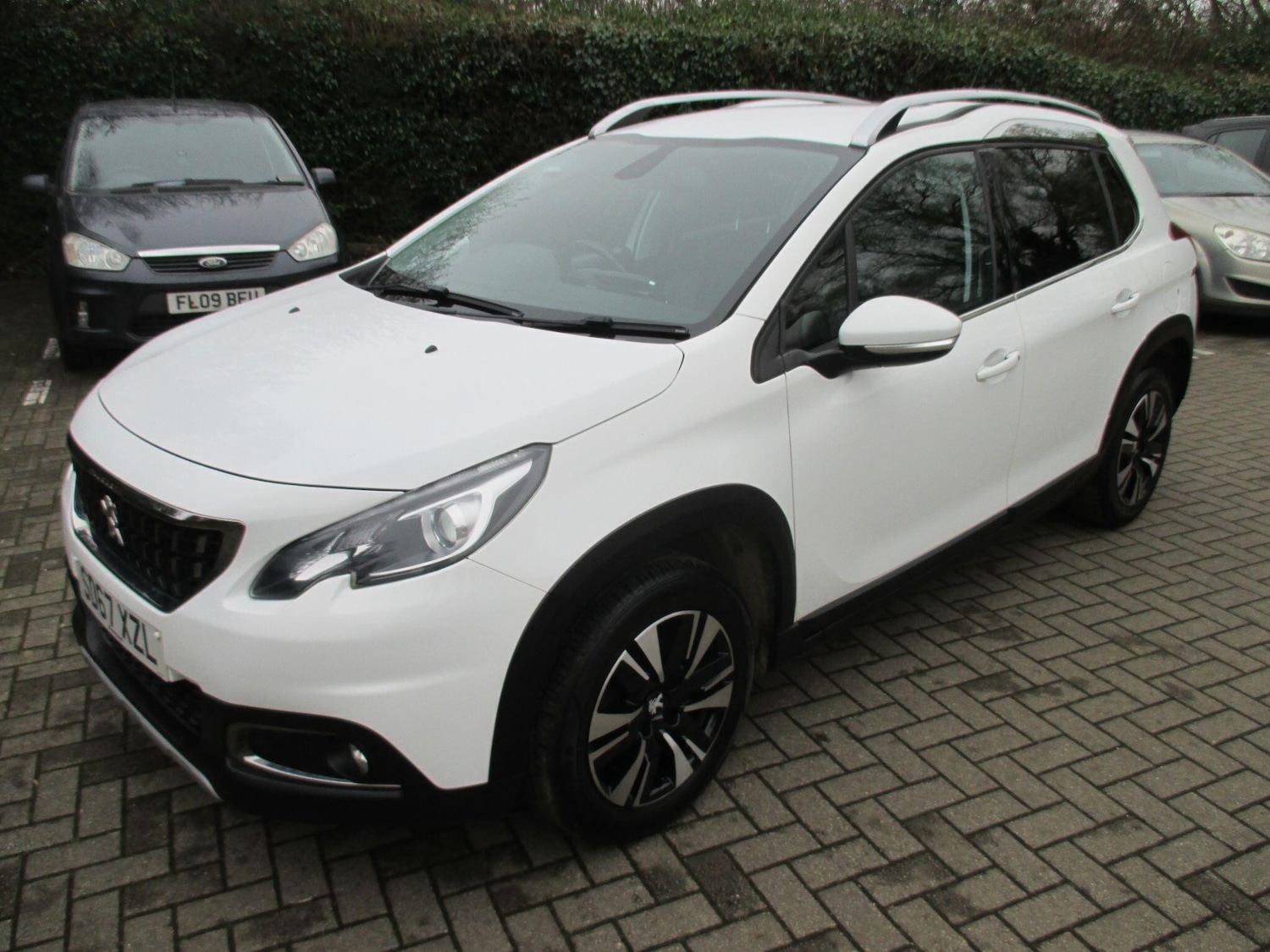 Used Peugeot 2008 for sale - 77808367: Photo 2