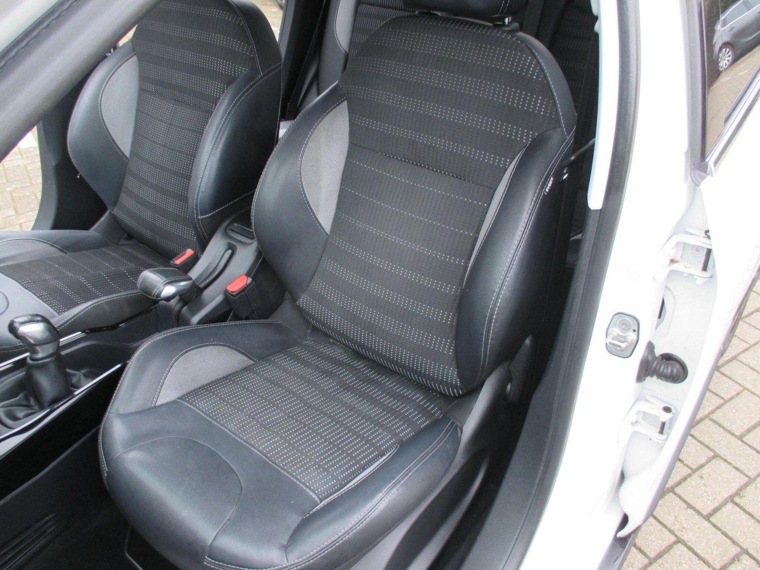 Used Peugeot 2008 for sale - 77808367: Photo 23