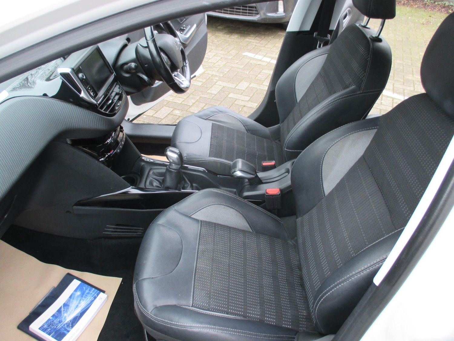 Used Peugeot 2008 for sale - 77808367: Photo 24