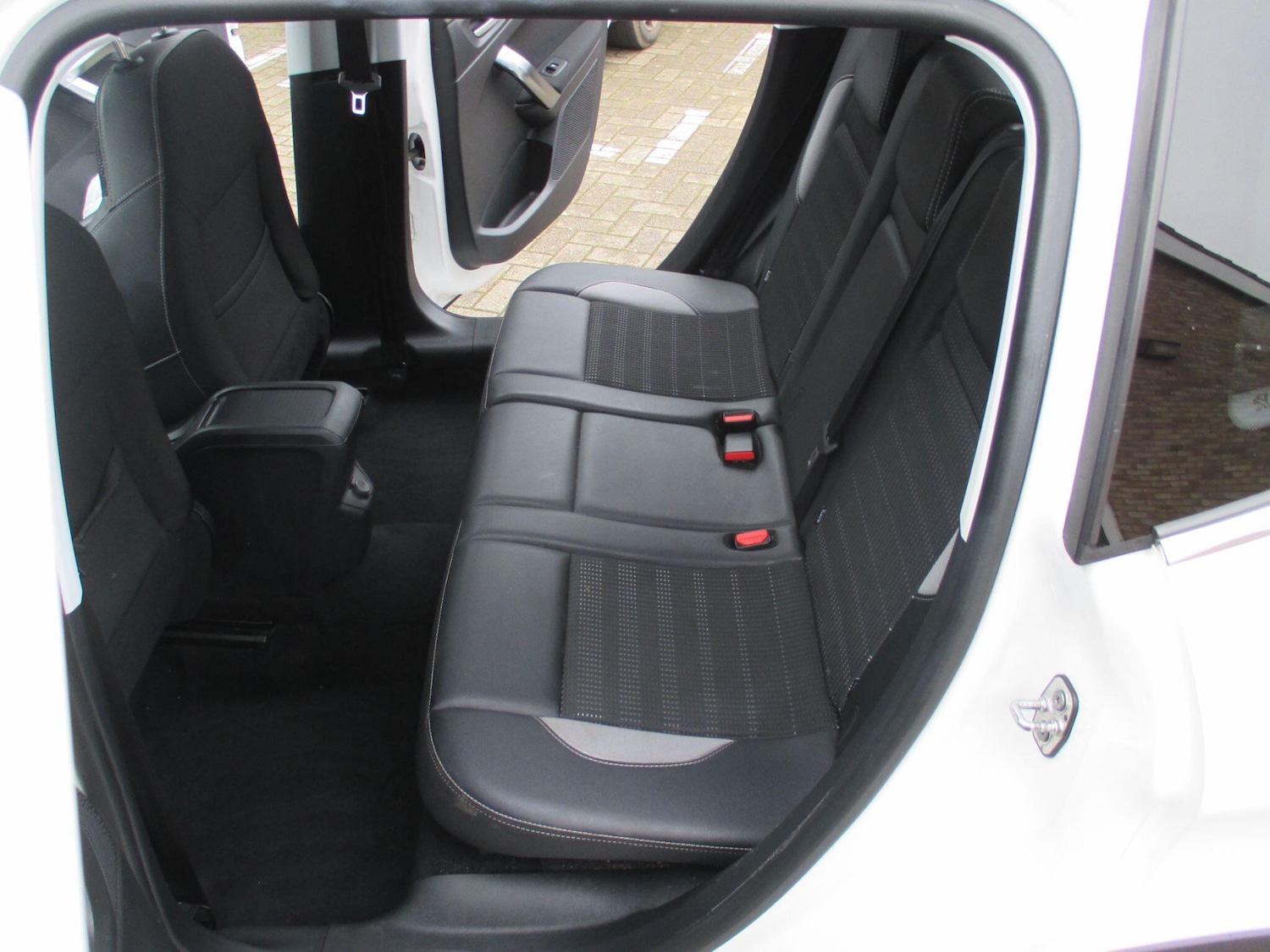 Used Peugeot 2008 for sale - 77808367: Photo 28