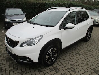 Used Peugeot 2008 2017 for sale - 77808367: Photo