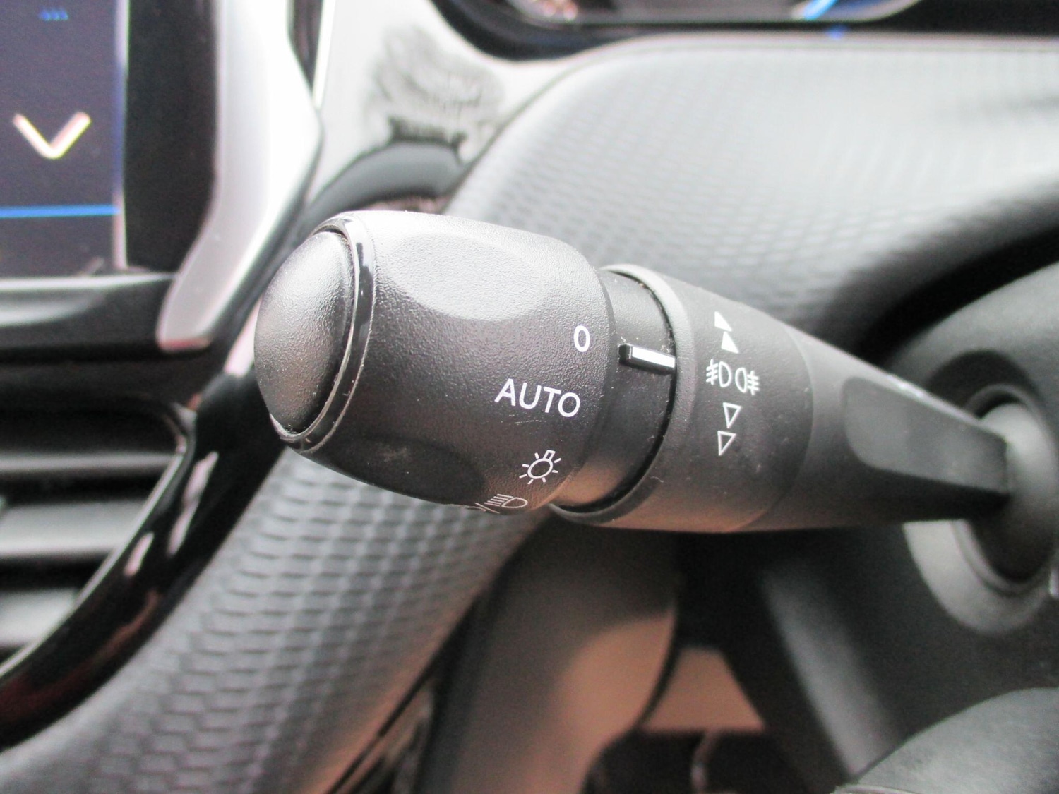 Used Peugeot 2008 for sale - 77808367: Photo 33