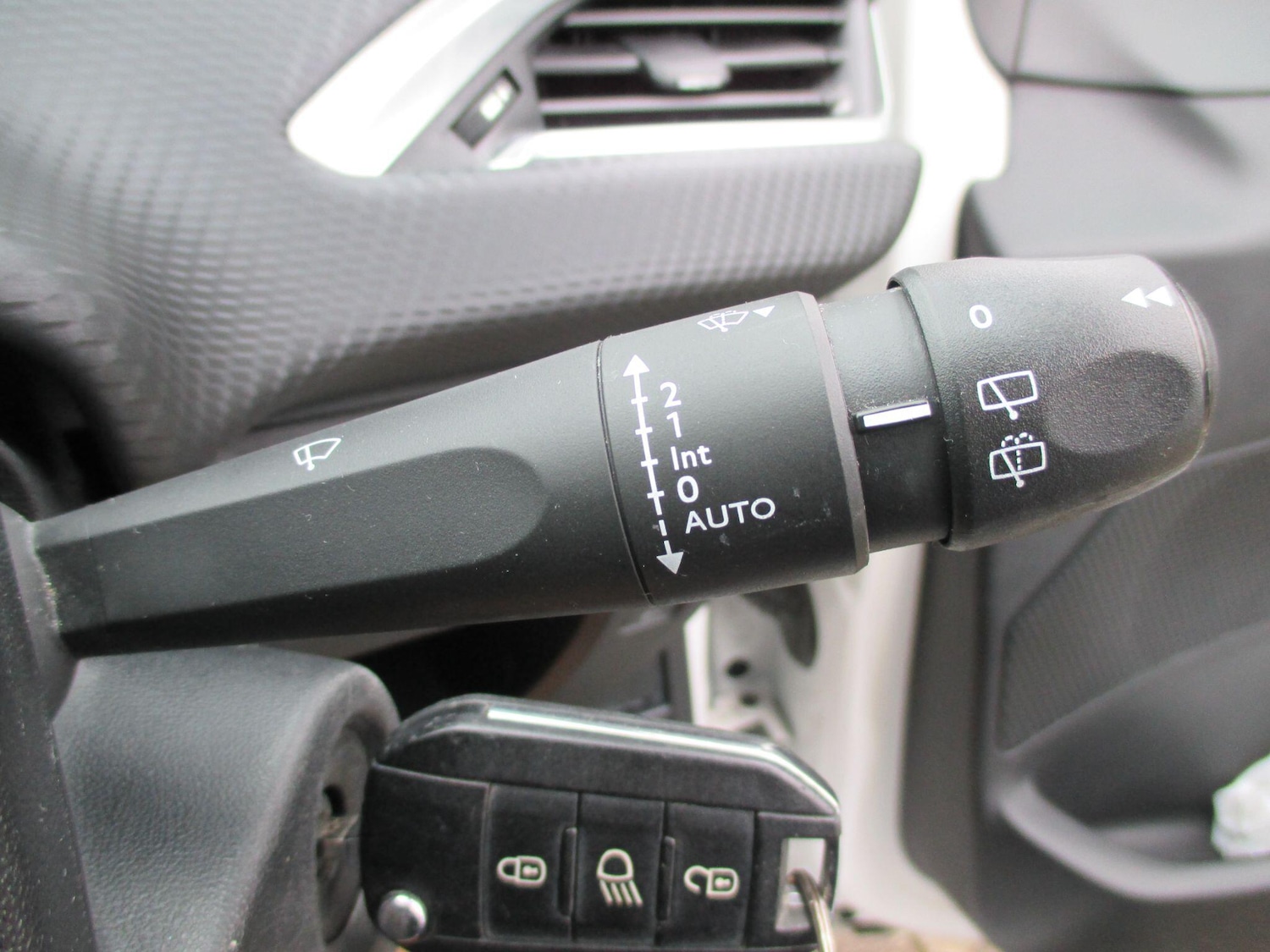 Used Peugeot 2008 for sale - 77808367: Photo 34