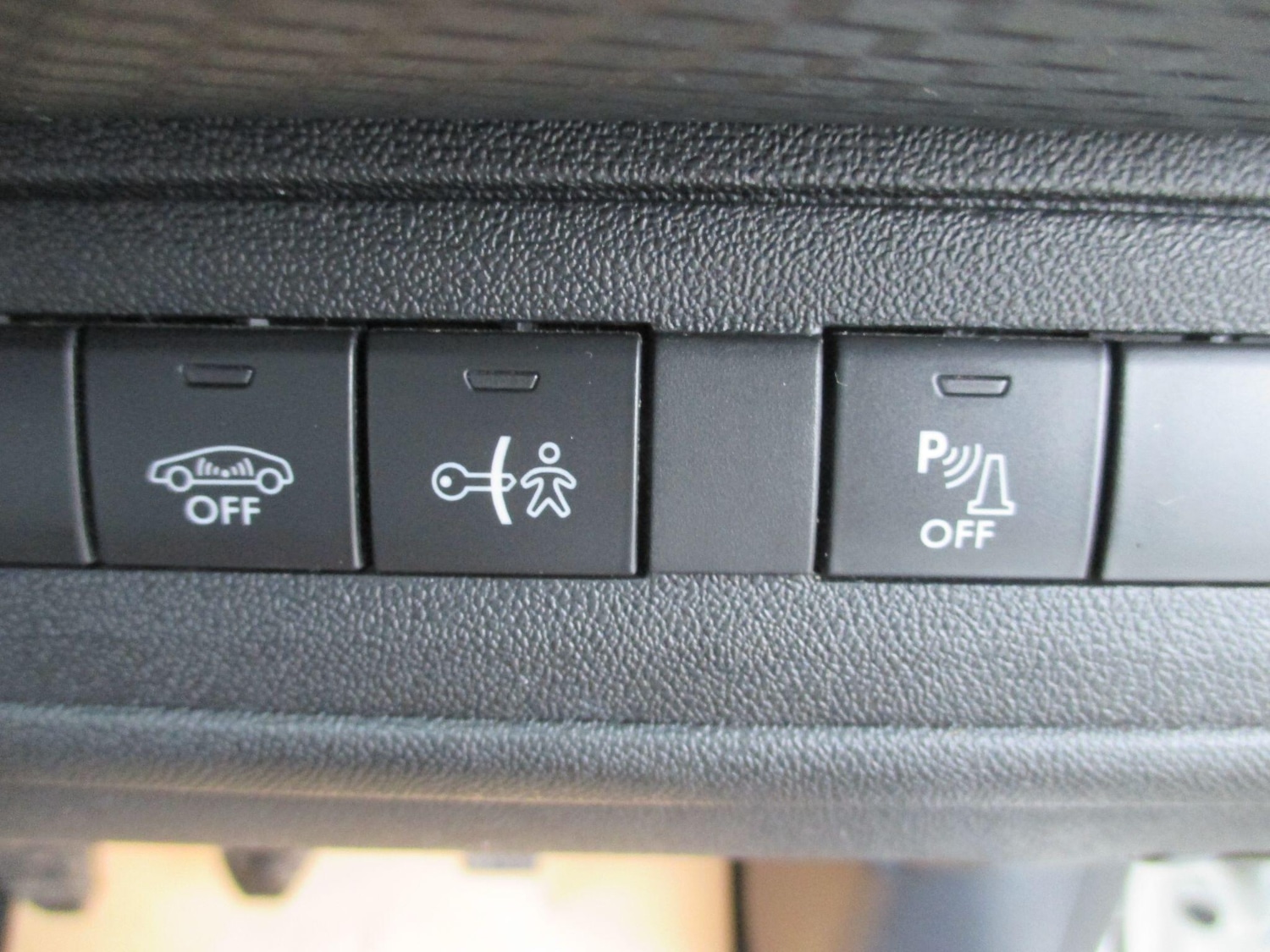 Used Peugeot 2008 for sale - 77808367: Photo 38