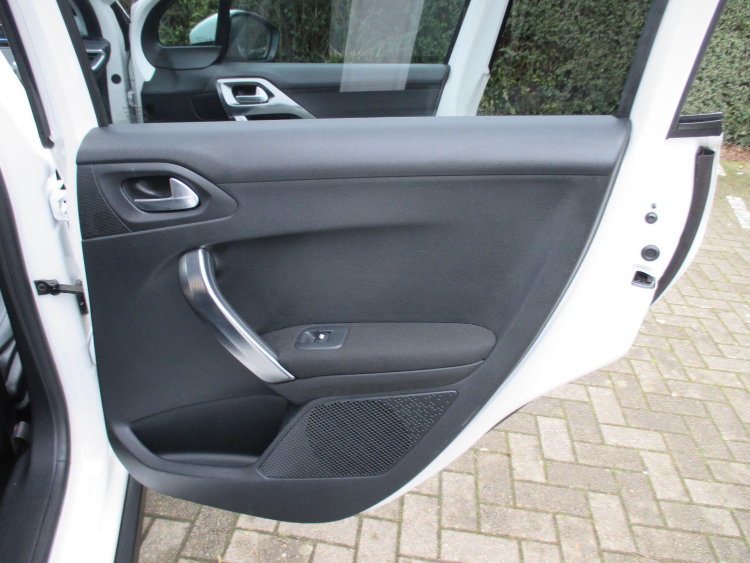 Used Peugeot 2008 for sale - 77808367: Photo 41