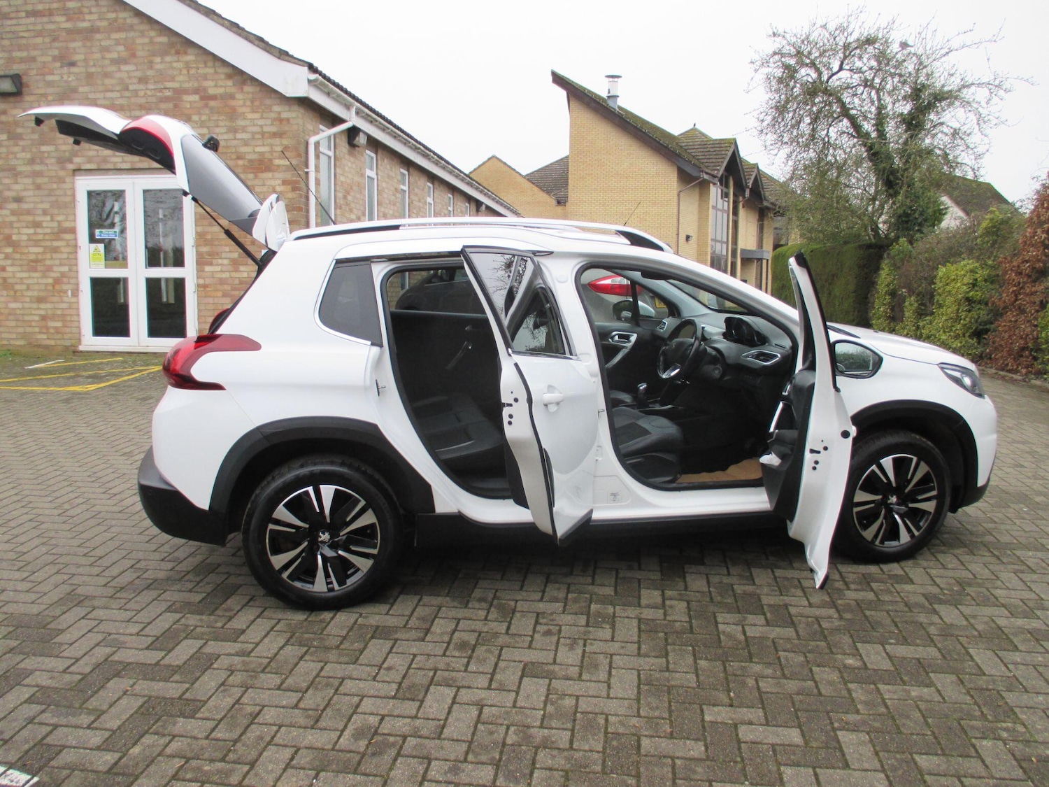 Used Peugeot 2008 for sale - 77808367: Photo 9