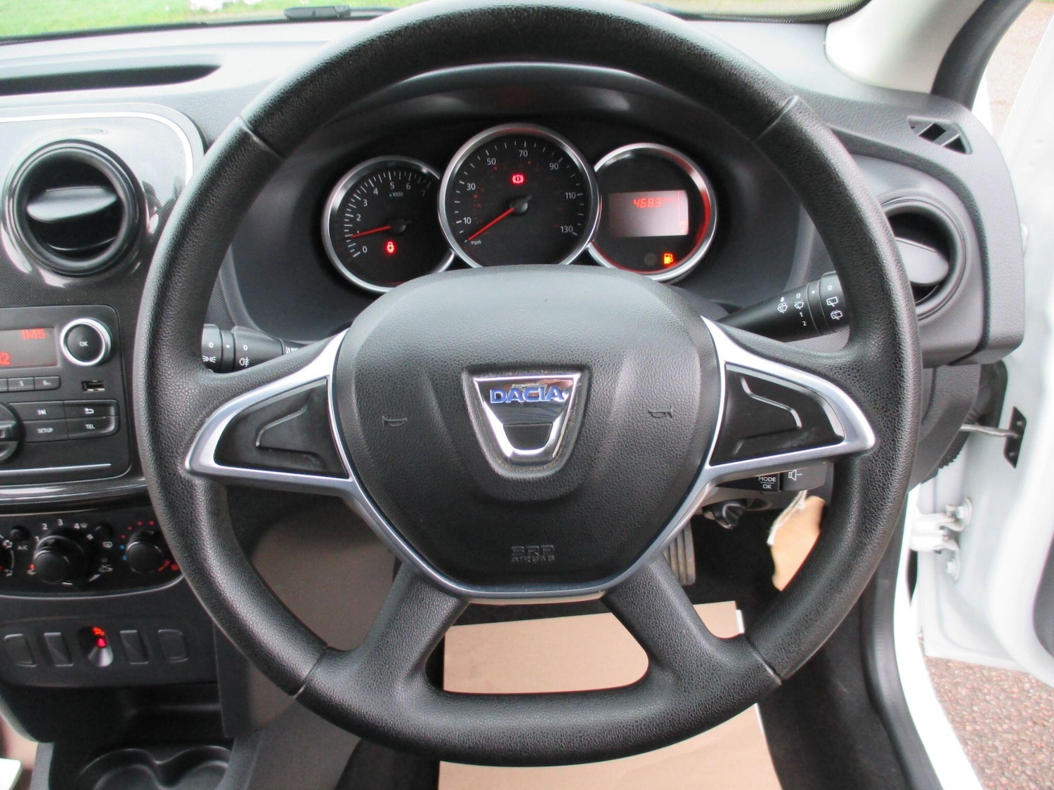 Used Dacia Sandero 2018 for sale - 77331905: Photo 17