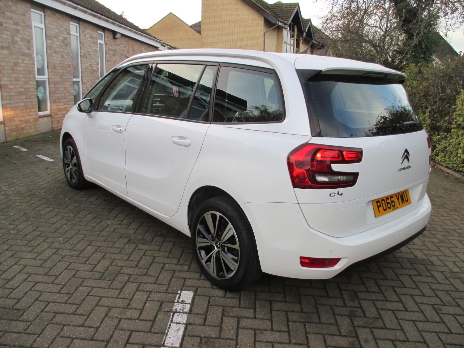 Used Citroen C4 Grand Picasso for sale - 76728120: Photo 9