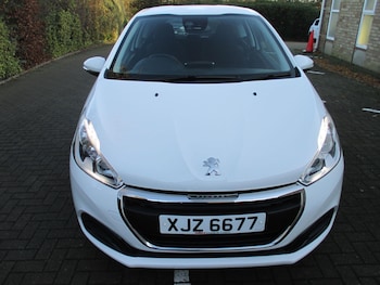 Used Peugeot 208 2015 for sale - 78661528: Photo