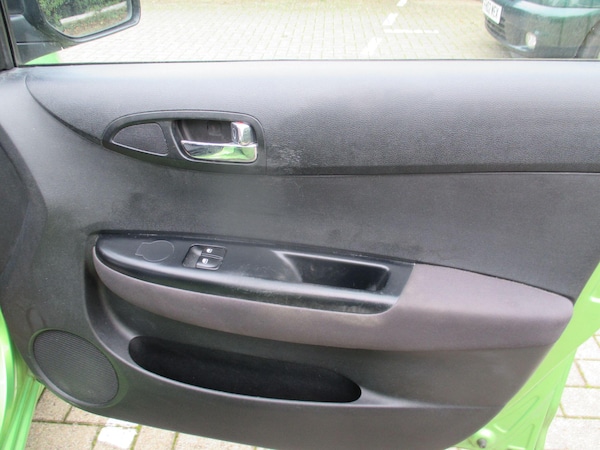 Used Hyundai i20 2012 for sale - 76226792: Photo 21