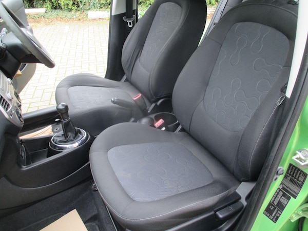 Used Hyundai i20 2012 for sale - 76226792: Photo 30